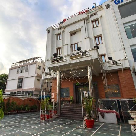 Babian Inn Лакхнау Экстерьер фото