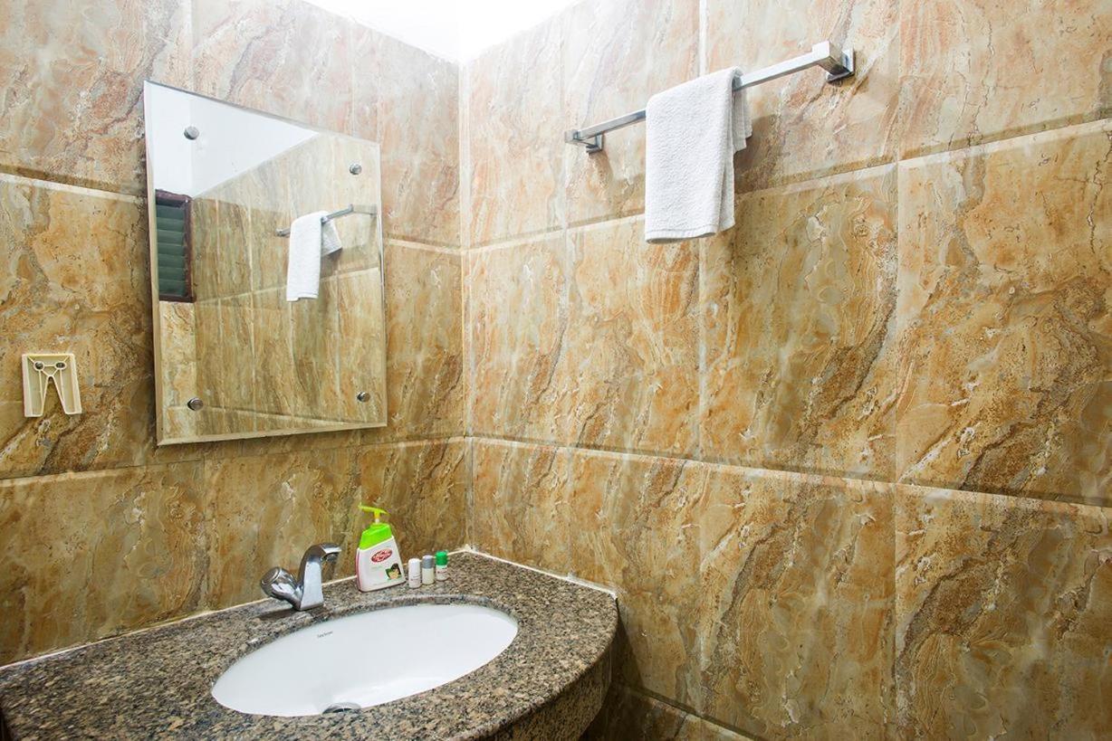 Babian Inn Лакхнау Экстерьер фото