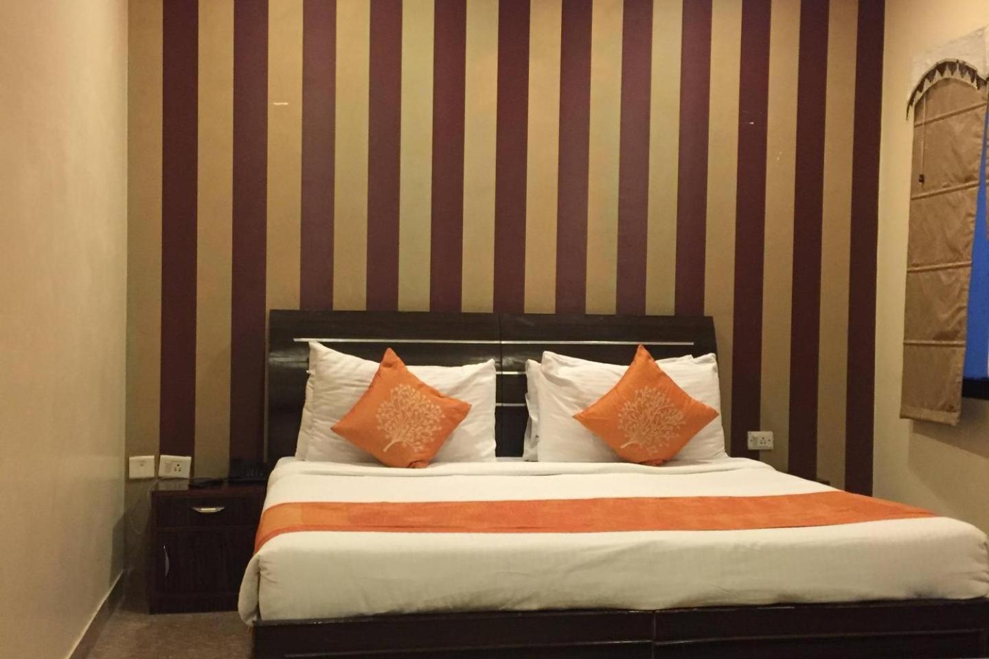 Babian Inn Лакхнау Экстерьер фото